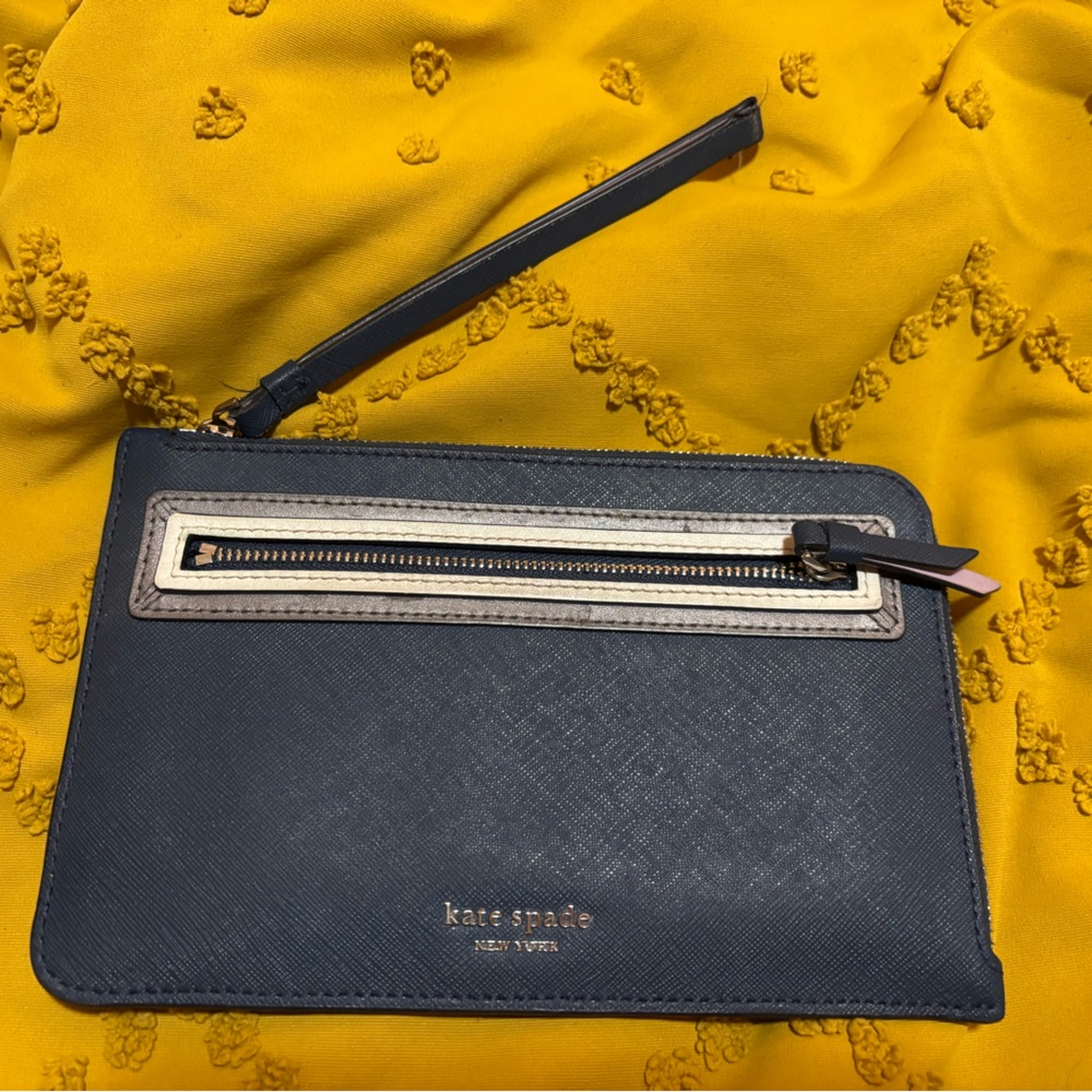 Kate Spade Black Wristlet